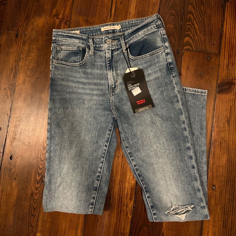 Levi's high rise skinny jean